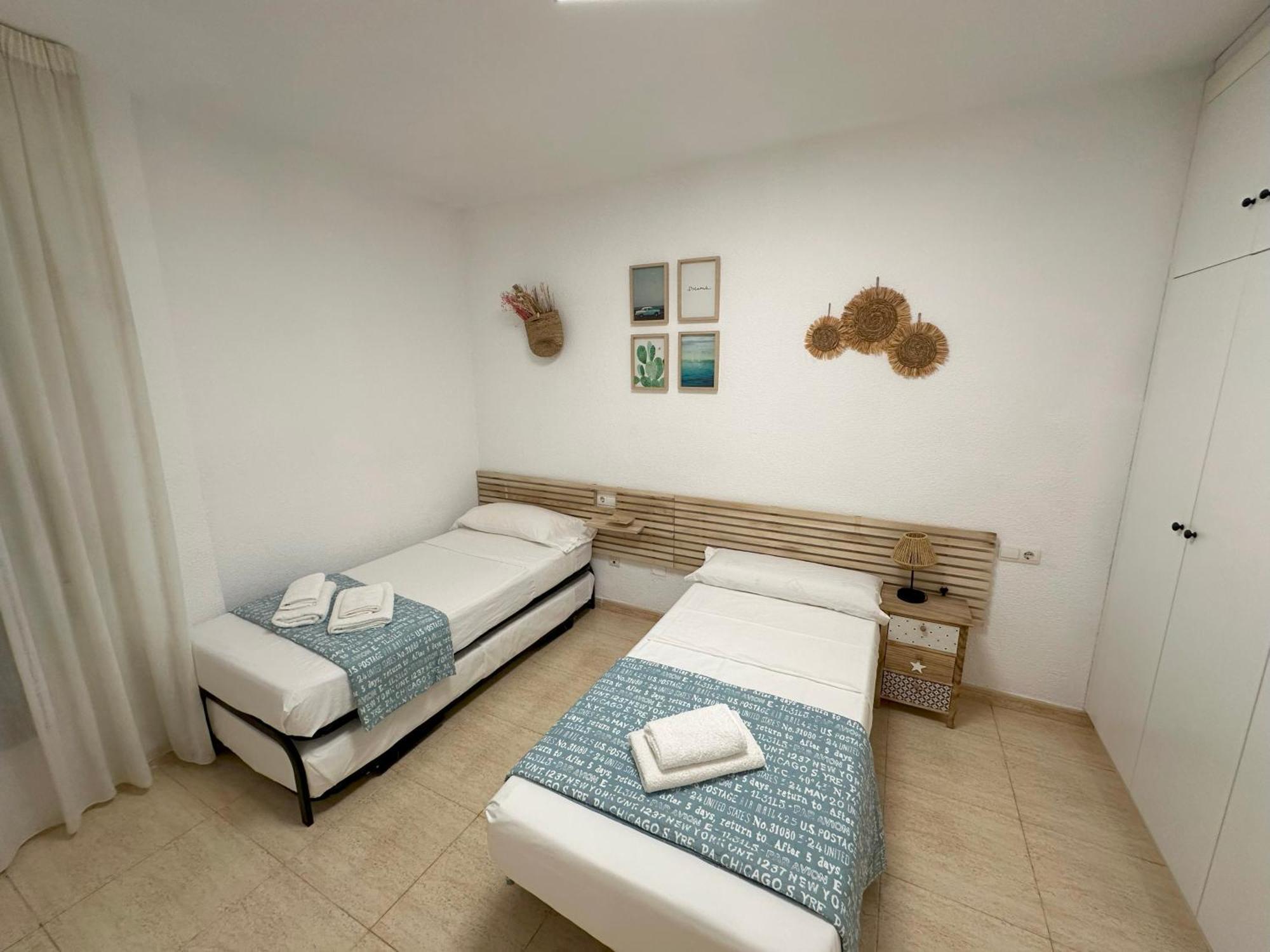 Alicante Beach And Center ภายนอก รูปภาพ